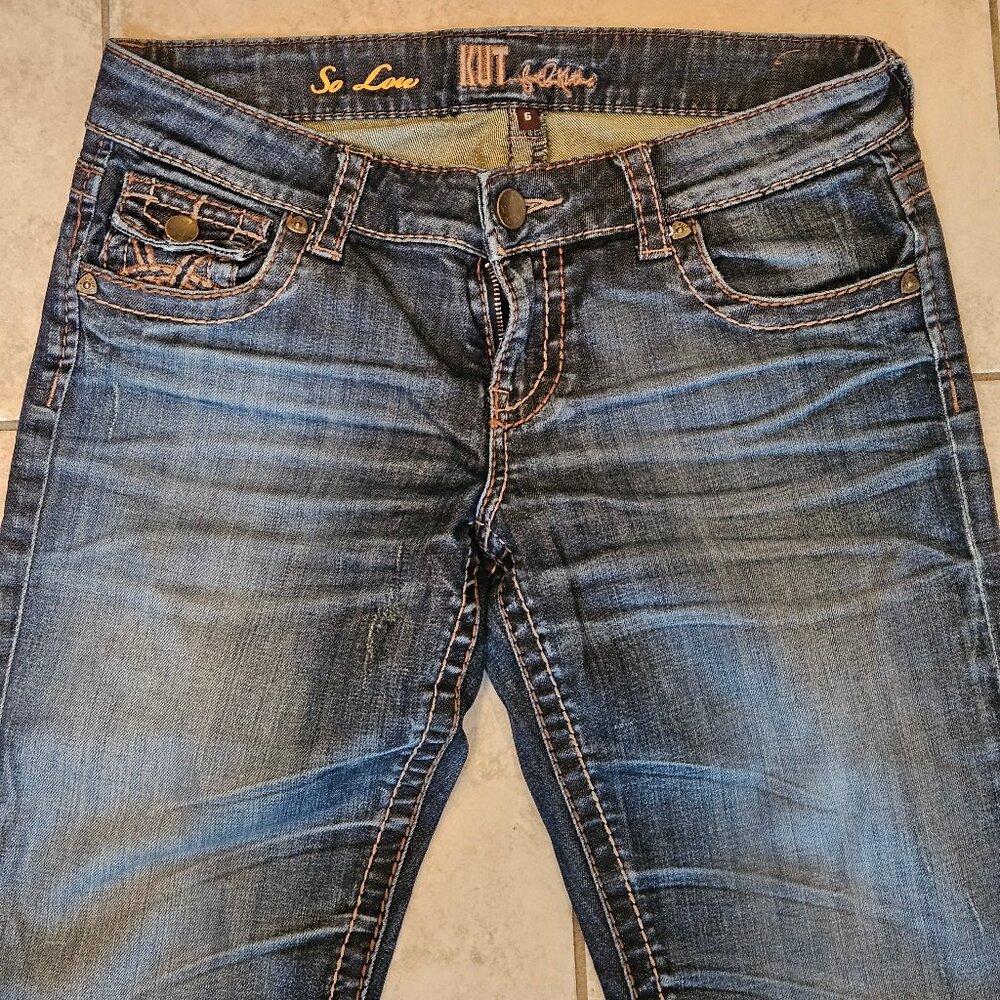 Kut from the Kloth Women's "So Low" Jeans, Size 6 - Picture 3 of 15
